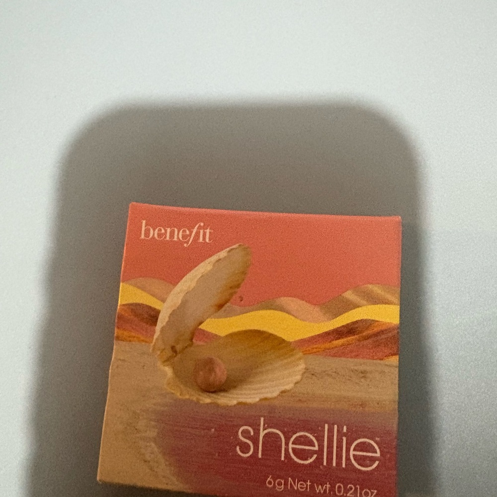Benefit Shellie Warm Coral Blush